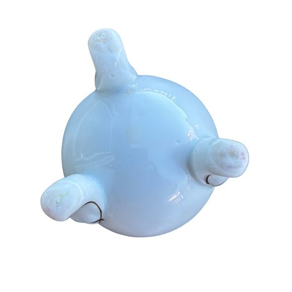 Vintage White Porcelain Easter Egg Vase with Floral Design‎ and Gold Accents - Picture 7 of 7